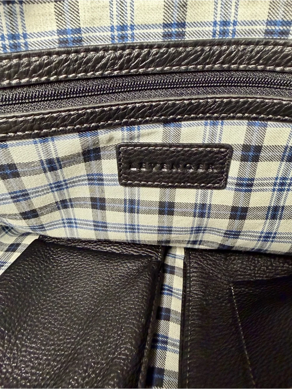 Levenger Black Leather Messenger Bag -EUC